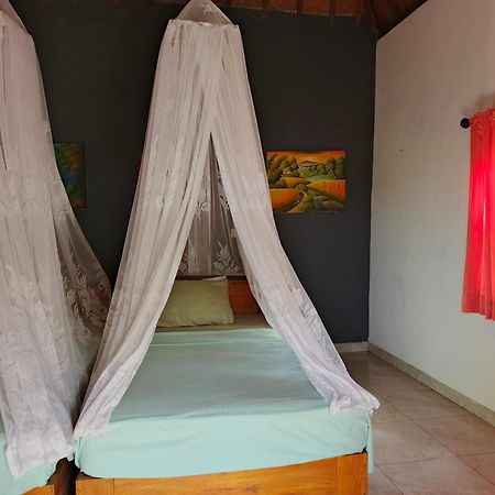 Friend House Stay & Surf Airsatang Exterior photo