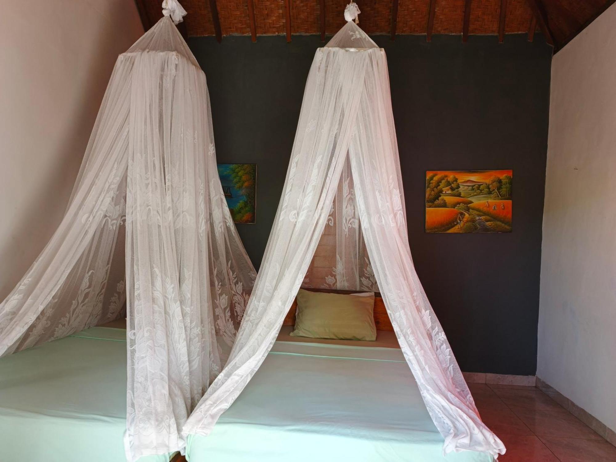 Friend House Stay & Surf Airsatang Exterior photo