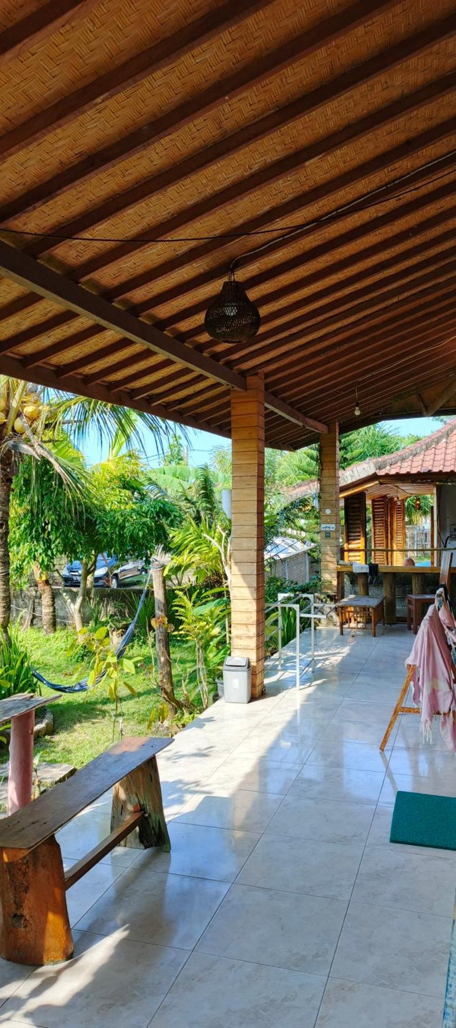 Friend House Stay & Surf Airsatang Exterior photo