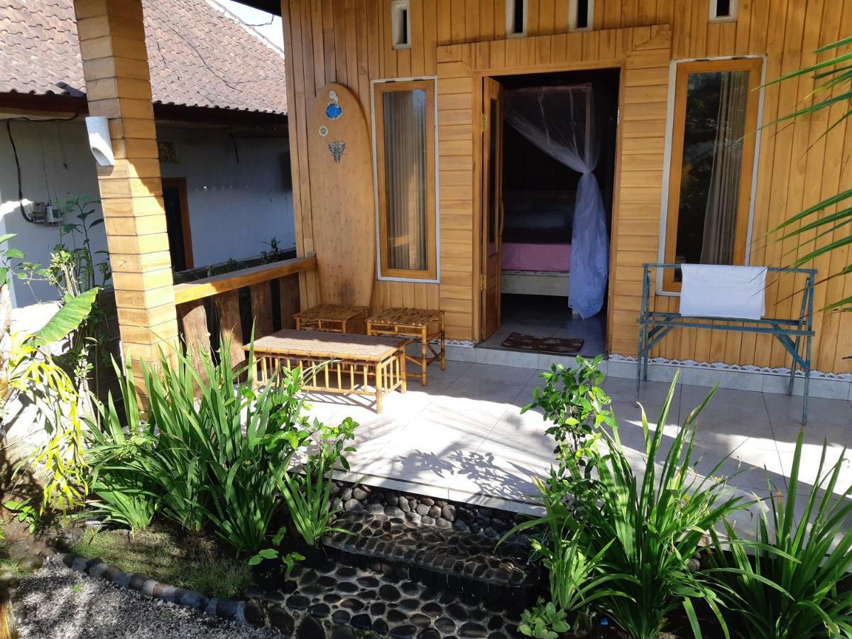 Friend House Stay & Surf Airsatang Exterior photo